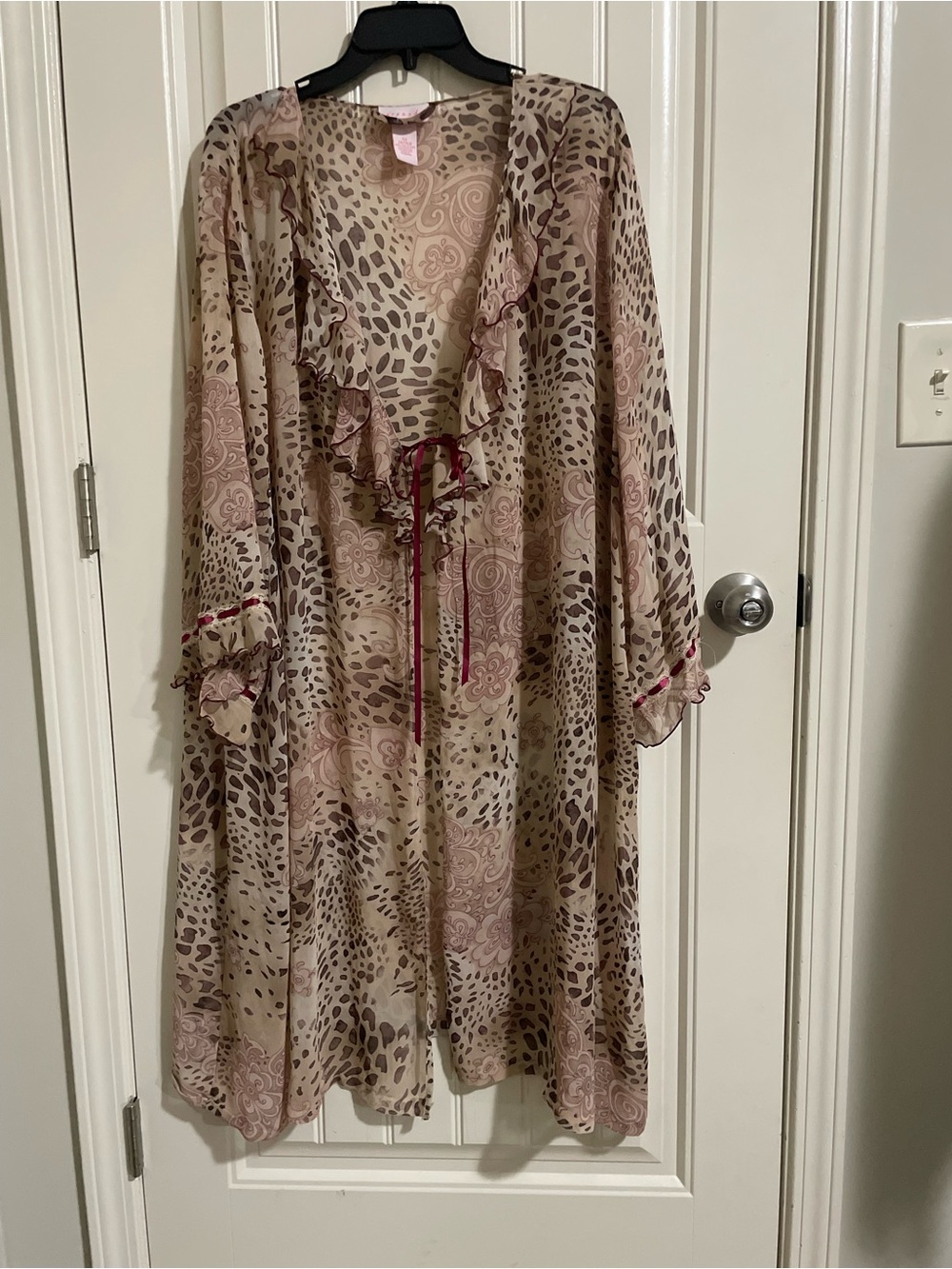 Sheer Printed Robe - - Picture 3 of 6